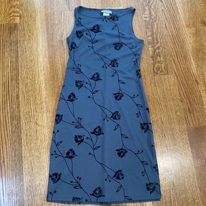 EUC Niki-Lee California gray black floral dress S